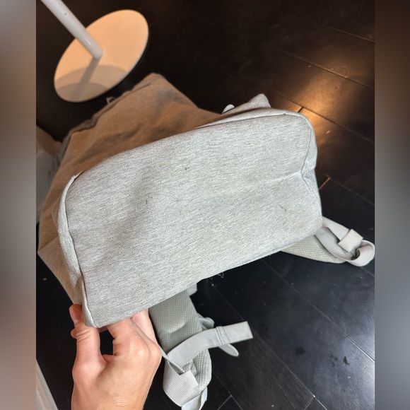 Herschel Supply Co 25L crosshatch backpack light grey with laptop sleeve - Picture 12 of 12